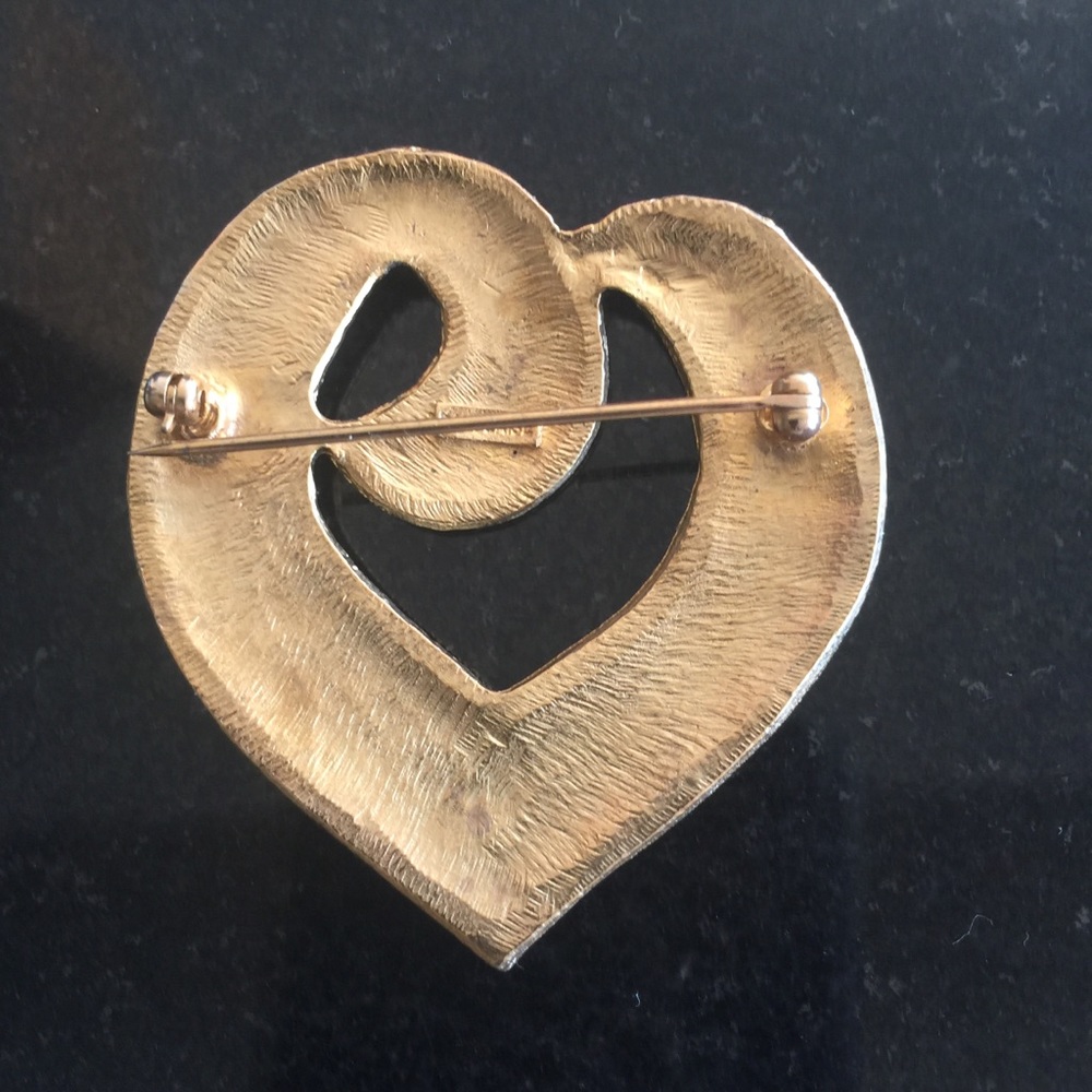 Gifted❤️DAUPLAISE HEART BROOCH - Picture 3 of 4